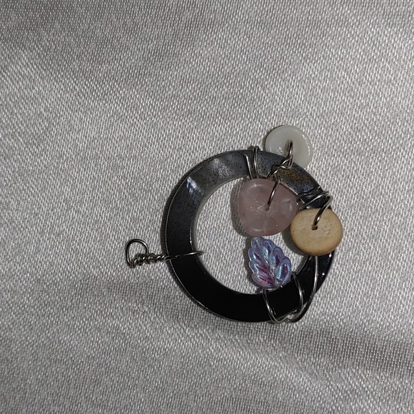 Beaded jewelry - Picture 2 of 4